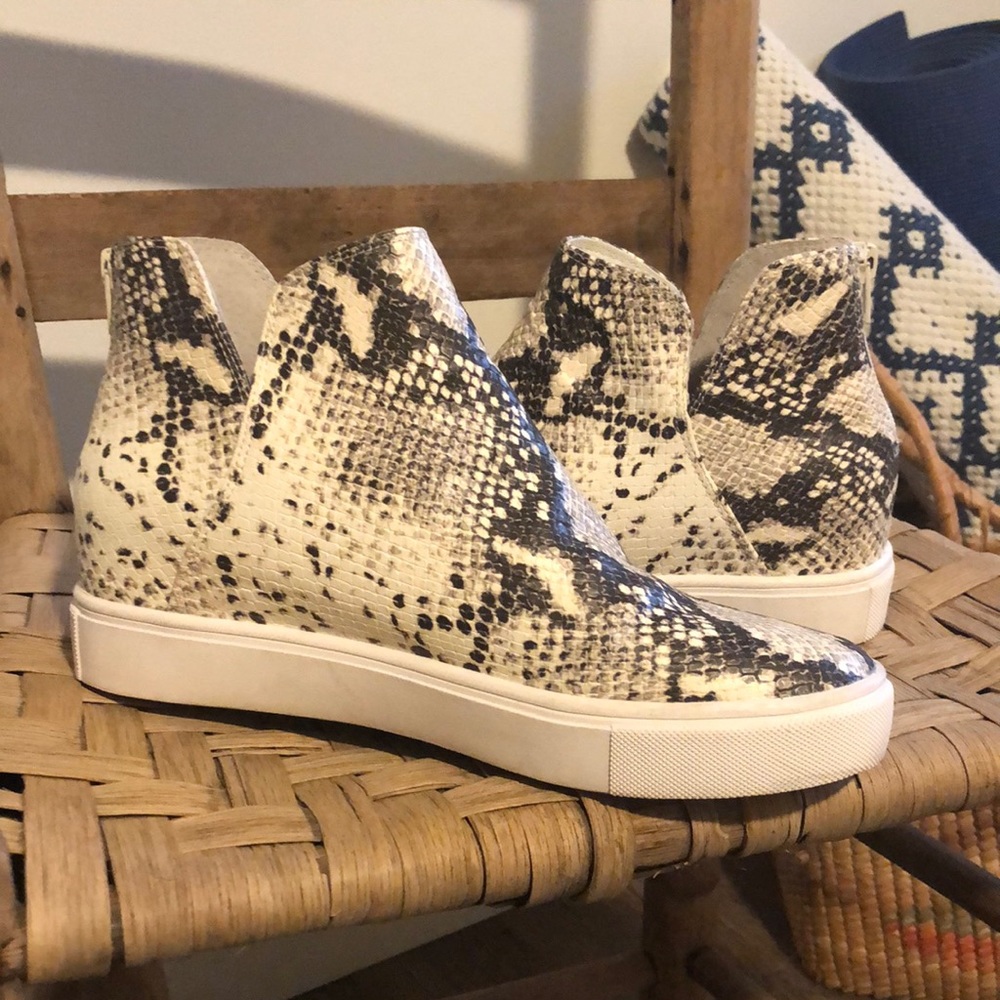Steve Madden Snakeskin Hightop Sneakers